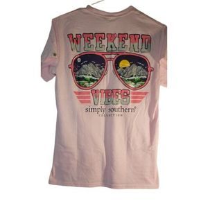 Simply Southern Pink Women's  Weekend Vibes Graphic T Shirt Sz Sm Short Sleeve